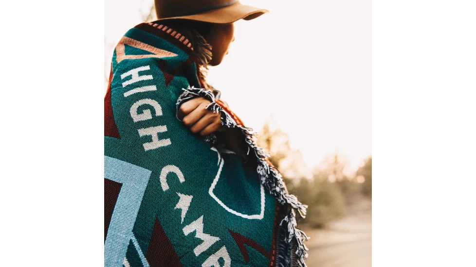 High Camp Flasks High Camp Flasks Drinking Blanket 4 High Camp Flasks High Camp Flasks Drinking Blanket - Image 2