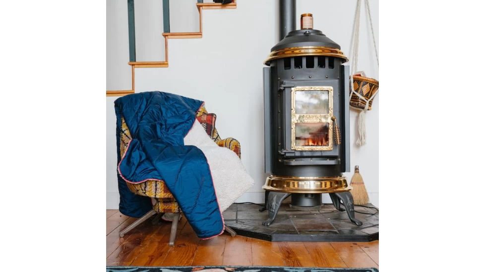 Rumpl Solid Sherpa Puffy Blanket 11 Rumpl Solid Sherpa Puffy Blanket - Image 9